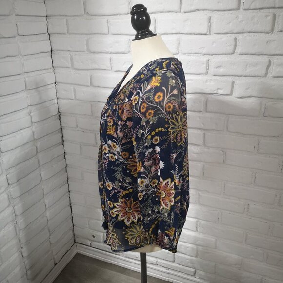 St John's Bay Ladies Size Small Navy with Flower Pattern Loose Fit Blouse - Picture 4 of 7